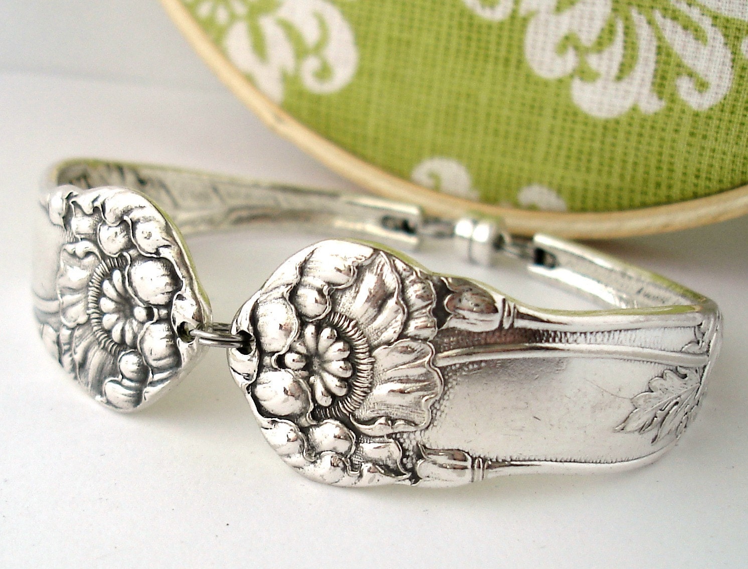 Spoon Bracelet, Size Large, Cereta 1902, Floral Bracelet, Silver Flower Bracelet, Recycled Upcycled Jewelry, Floral Jewelry, Antique Jewelry