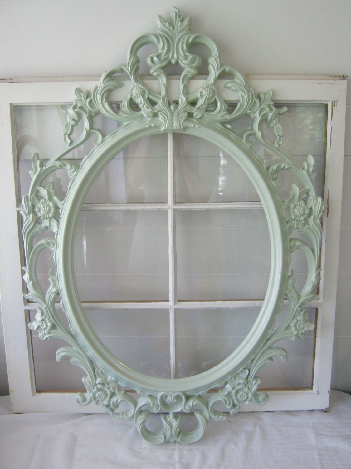 baroque frame oval