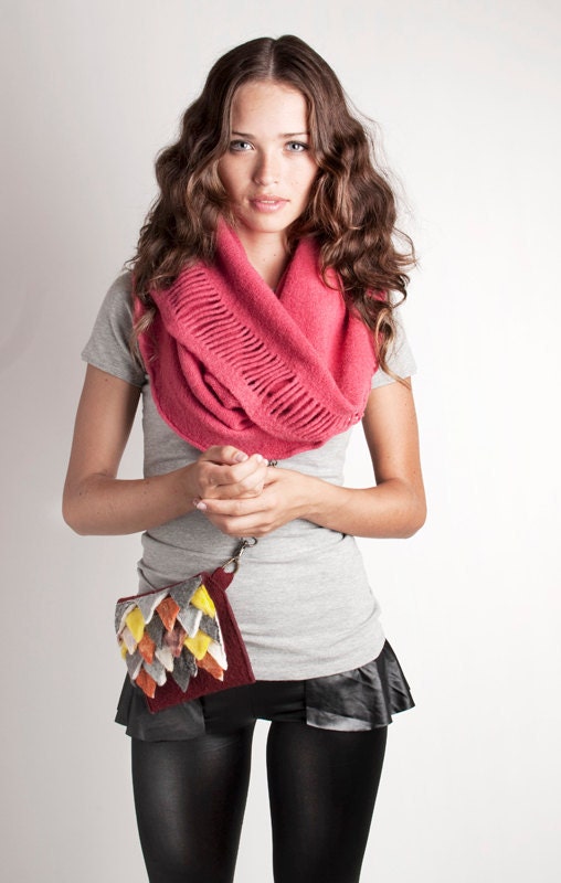 Infinity scarf, circle scarf, Cowl scarf, Strong pink Neckwarmer, merino wool felt by Texturable - texturable