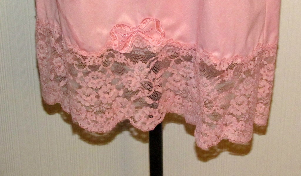 Sexy & Sweet PINK Vintage LACE Half SLIP