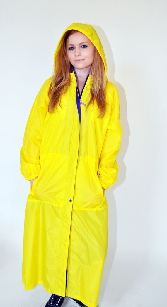 Items similar to Packable Vintage LONG Woolrich Raincoat Women's M