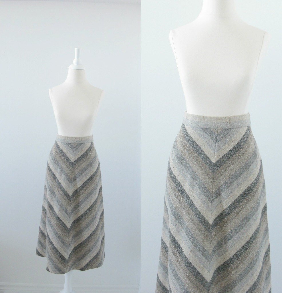Vintage Wool Skirt - Chevron Stripe - 1970s A Line - xsmall - TwoMoxie