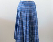 Vintage 1980s Preppy Pleated Skirt in Blue Nautical Stripes - XSmall by Windsmoor