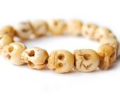 Mens Bracelet Hand carved Skull bone