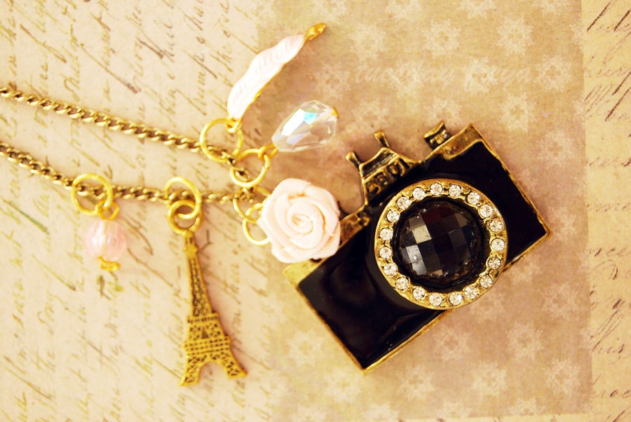Paris in pink - a camera necklace