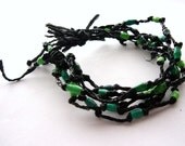 Green & black bracelet eco friendly made of paper beads - upcycled jewelry, recycled, boho, hippie
