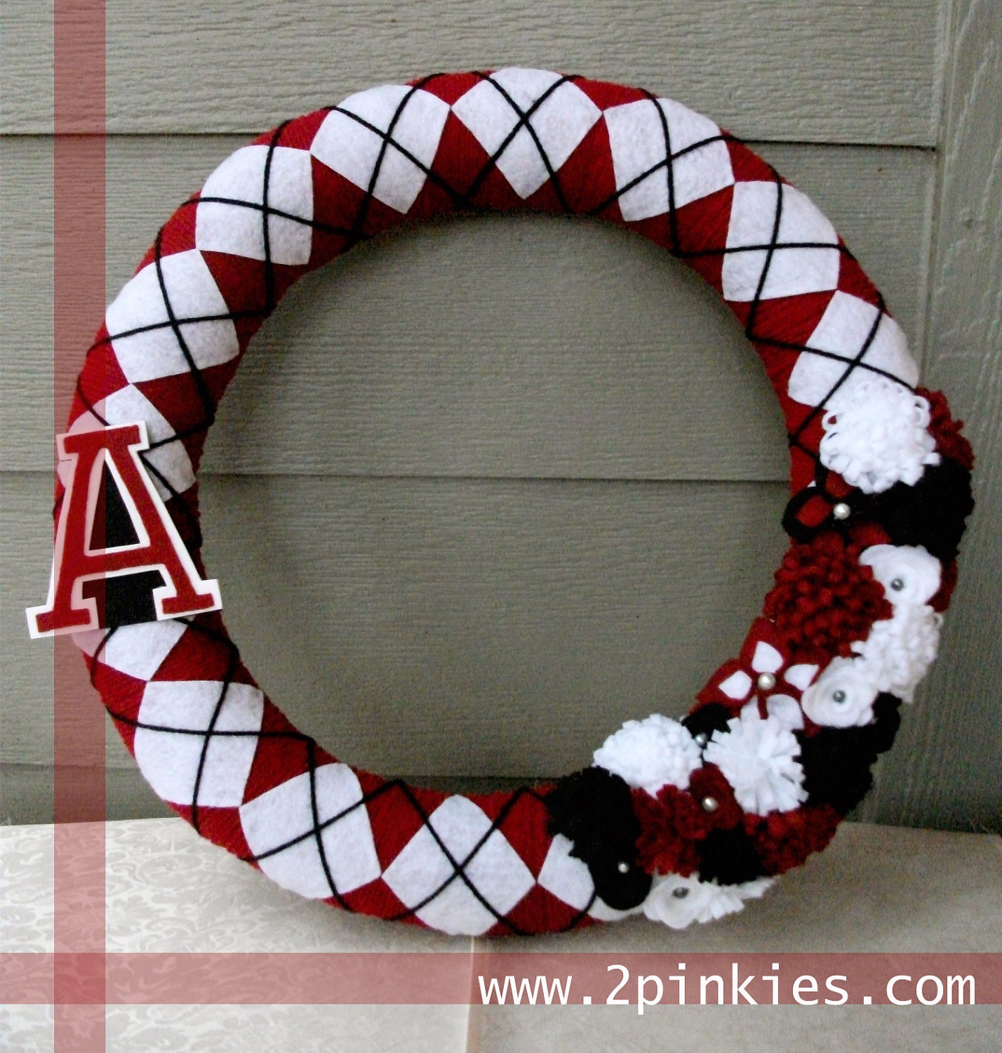 University of Arkansas Wreath - Yarn Wreath, Razorbacks, 18"