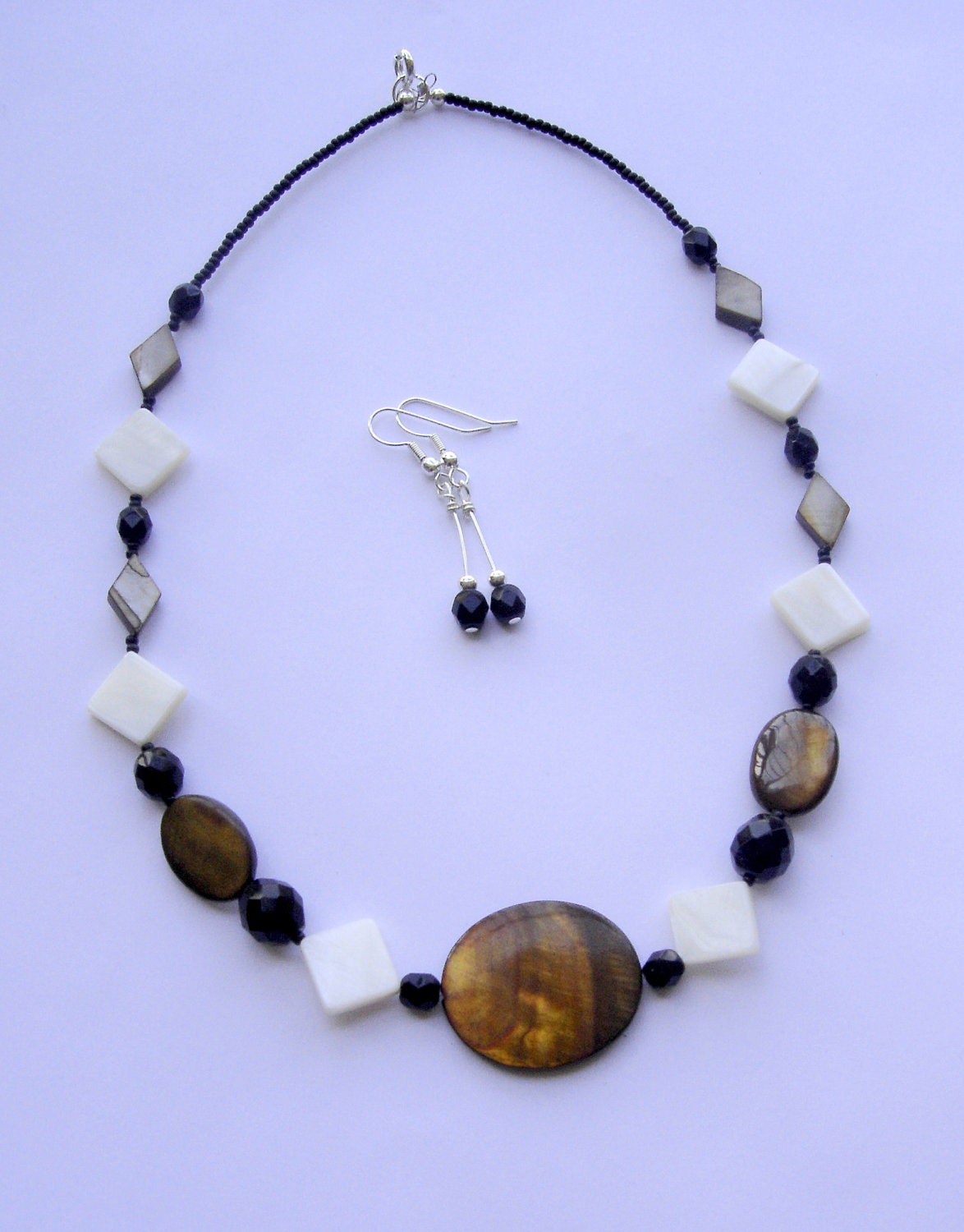Black and brown necklace. Necklace with shells. Neutral color necklace. Choker brown, black and light beige. Shell necklace.  Black set.