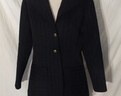 CLEARANCE 1970s Unique Textured Jacket w/ Large Front Pockets & Textured Buttons Plus Size XL