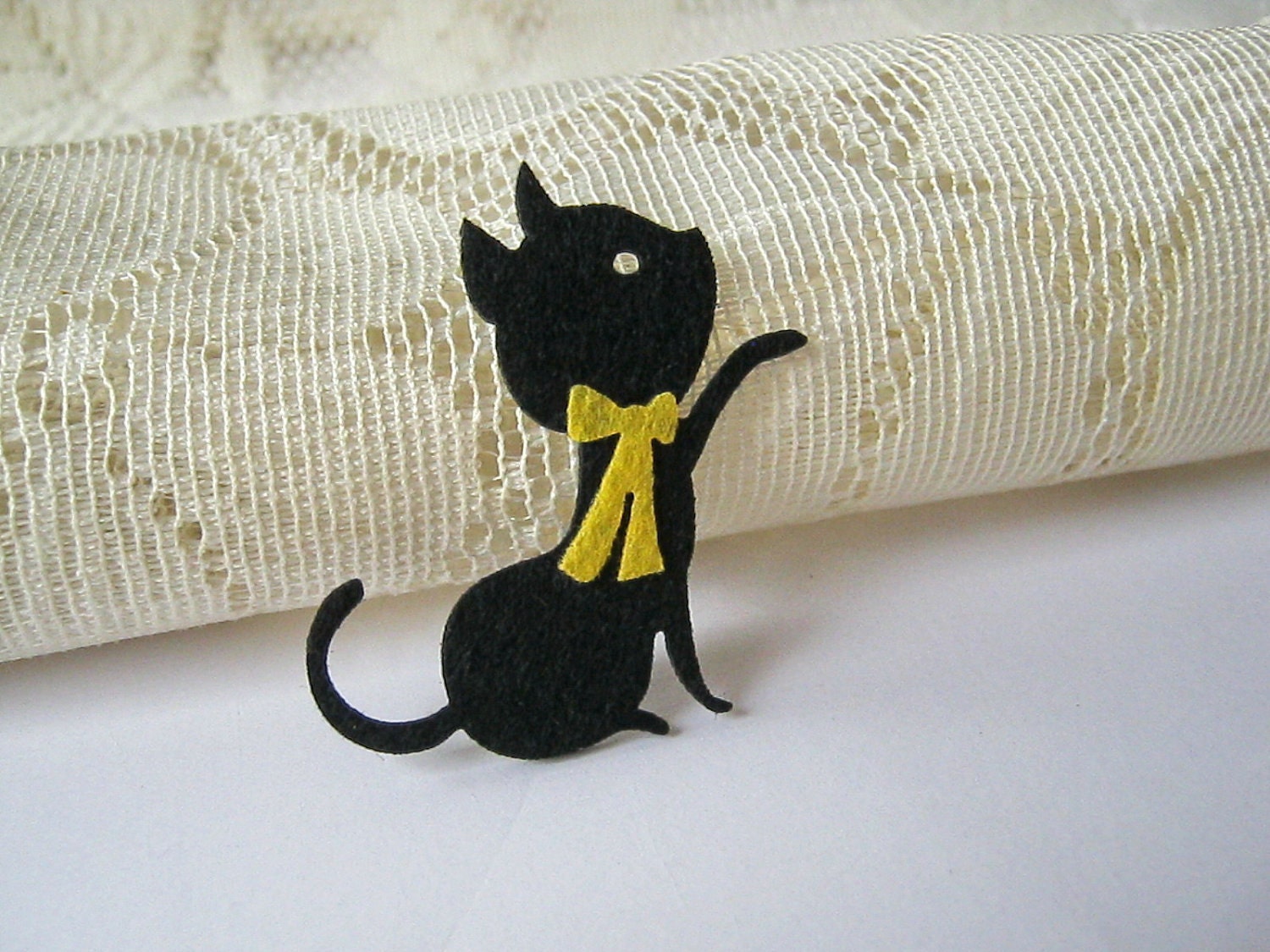 Iron on Applique Cutie Black Kitten , kid, woman, baby,cutie cat