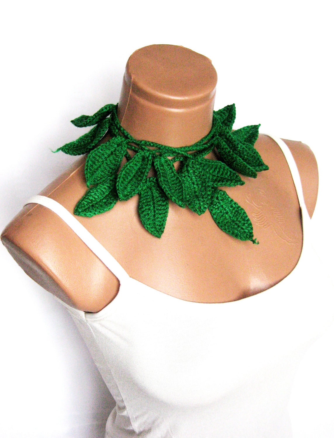 Scarves,Hand made crochet green ivy leafs Lariat Scarf. Fashion Flower Scarves, Necklace...