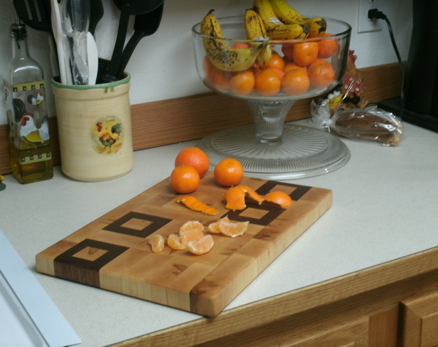 Cutting Board End Grain - Maple and Black Walnut 15" x 11" x 1"