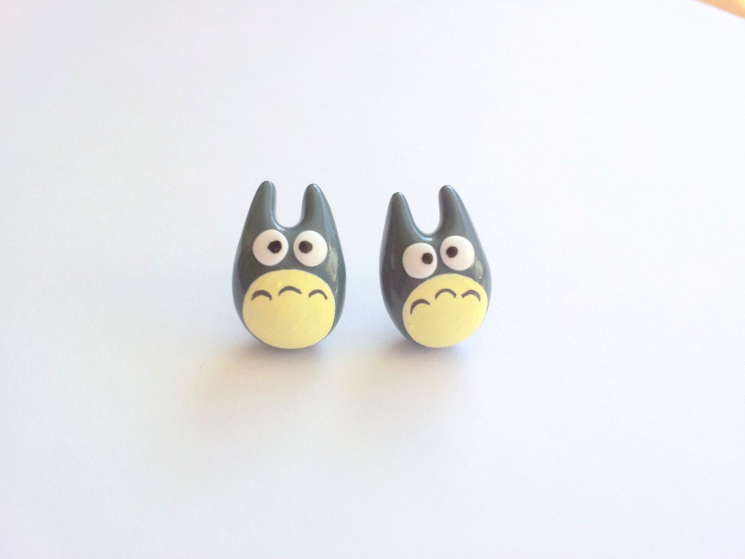 Grey Totoro post earrings