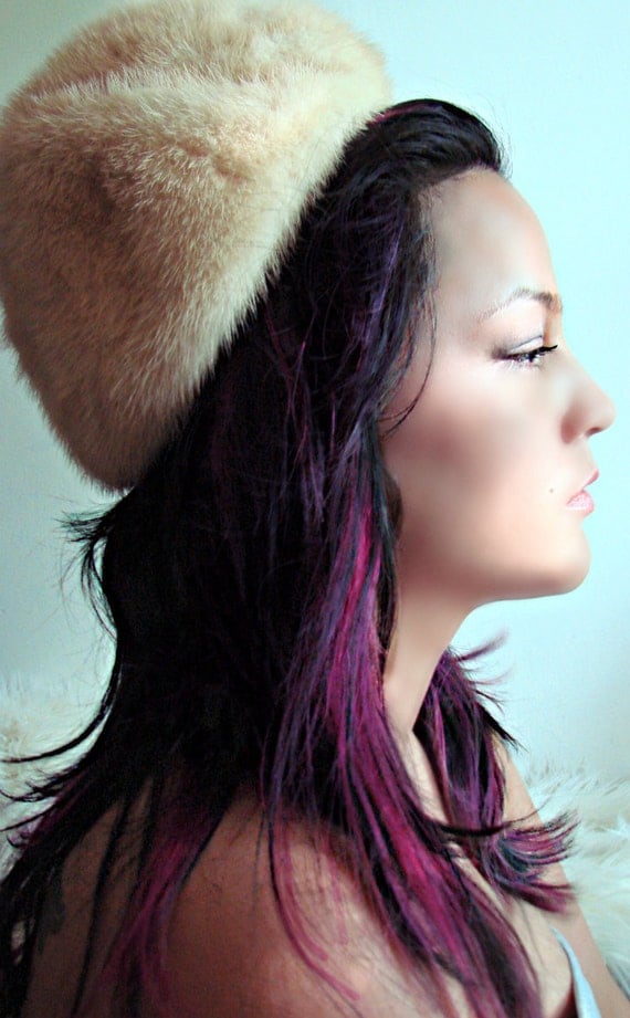 1960s White Mink Fur Hat Eaton's Fur Salon
