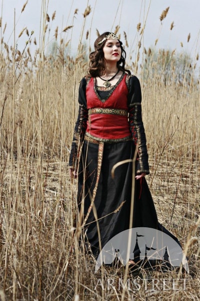 Medieval Black Cotton Dress with Bodice Vest "Lady Hunter"
