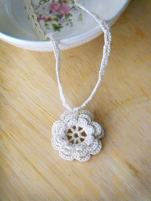 Beige Crochet Lace Rose Multi Way Necklace