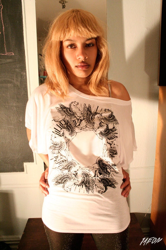 Spring fashion, Fashion flowy top, womens white top, womens fashion shirt, 1AEON white Flowy Draped Sleeve Dolman Top with Pegasus Glory M
