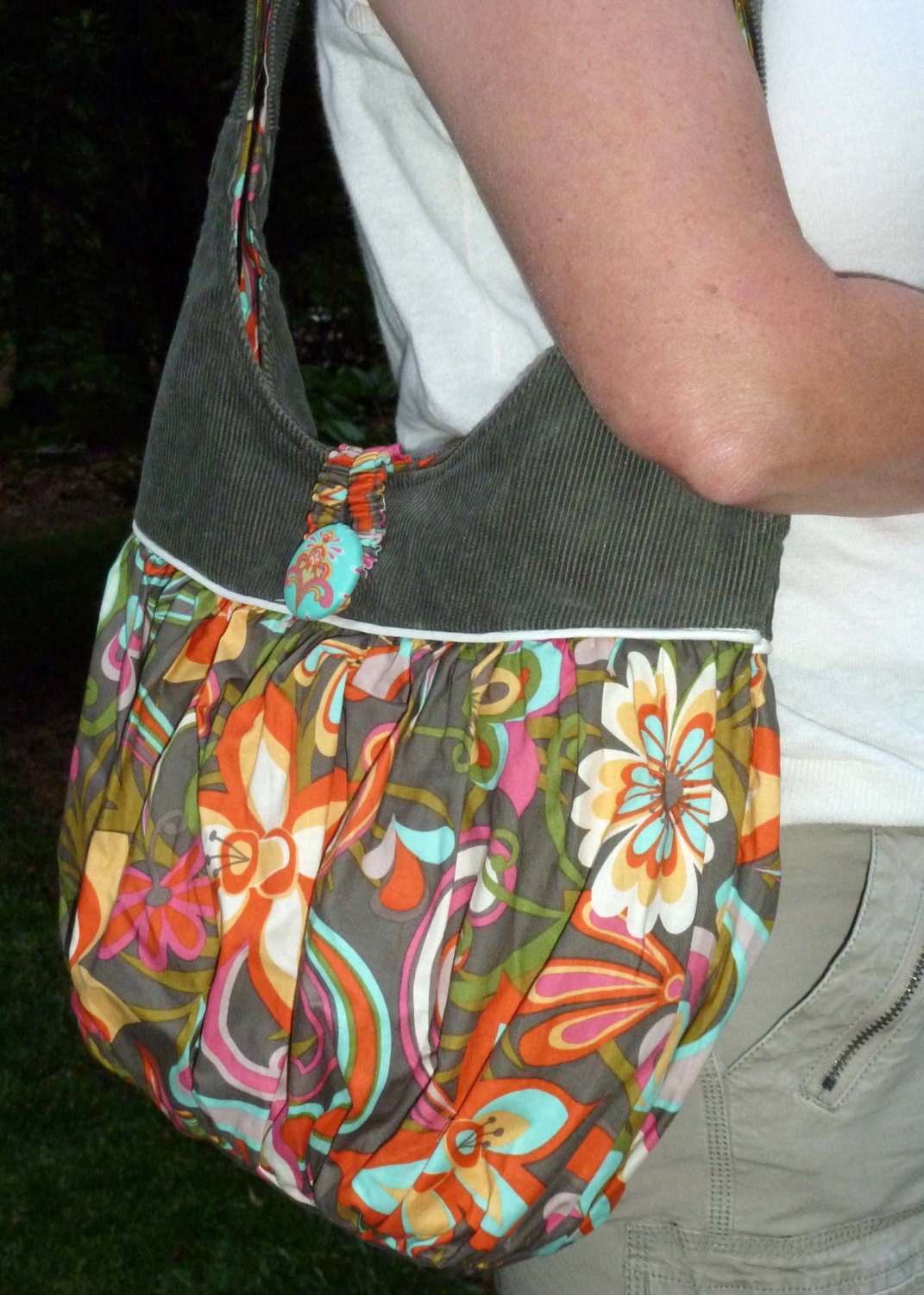 Scoop Tote Bag - easy pdf purse sewing pattern - stripwork tote with ruffle - Instant Download