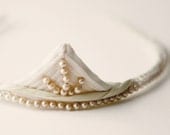 Wedding hair piece, Bridal tiara, Ivory pearl head piece - DECO