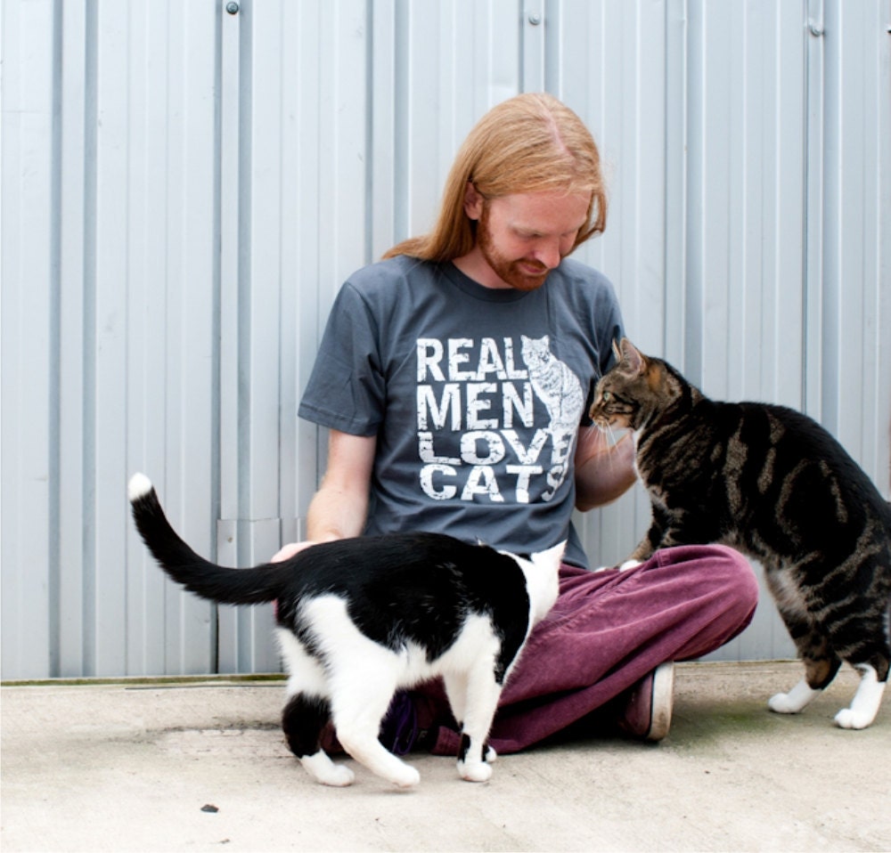 Mens t shirt - gift for dad - American Apparel tshirt - summer fashion - Real Men Love cats - This guys loves cats - Crazy Cat Dude
