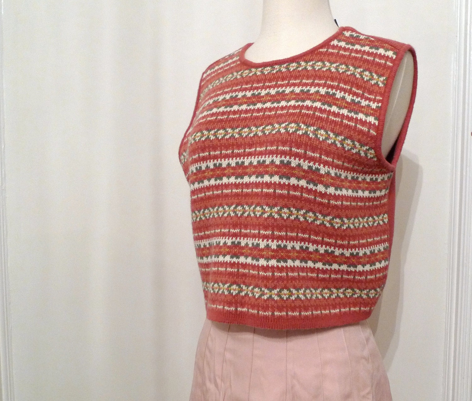 SALE Cotton Argyle Sweater Vest/ Vintage 1980s Cropped Top/ Medium // New Wave Nordic Pattern