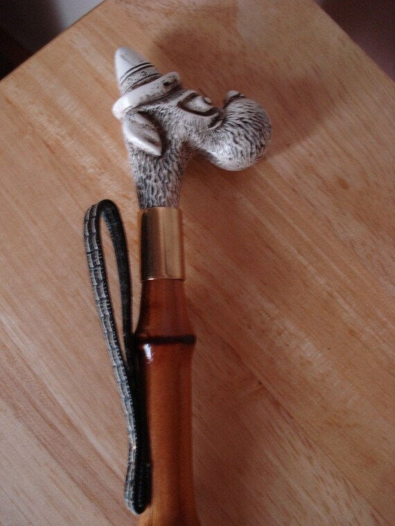 Adorable Vintage Shoe Horn with Dog Motif by fridayfindsmama