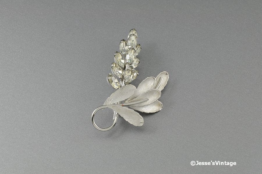 Rhinestone Floral Brooch Retro Mod Style