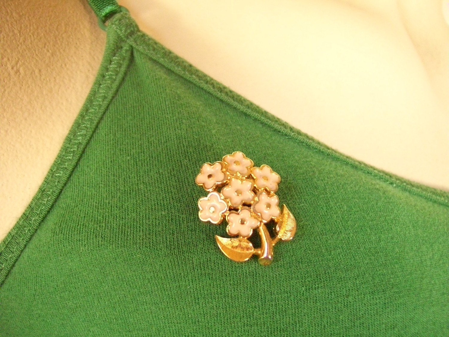 Trifari vintage jewelry shell pink floral pin