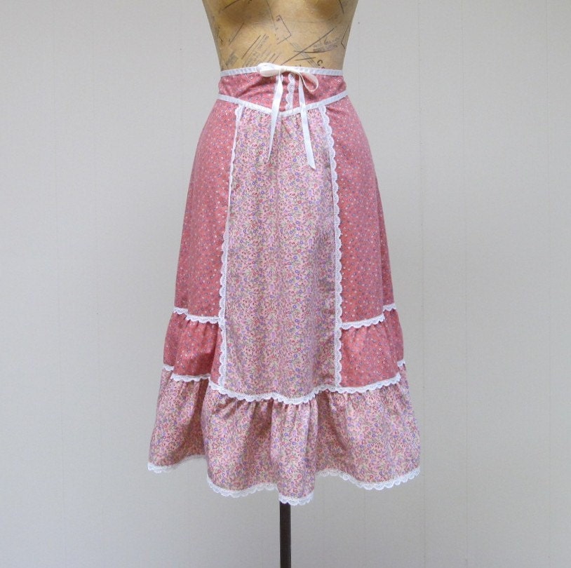 Vintage 1970s Skirt / 70s Pink Cotton Calico Patchwork Skirt / Small - RanchQueenVintage