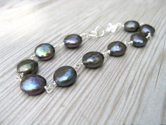Peacock Pearl Bracelet