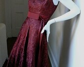 Maroon Wine Cocktail Dress, Maggy London Red Lamé Satin Party Dress