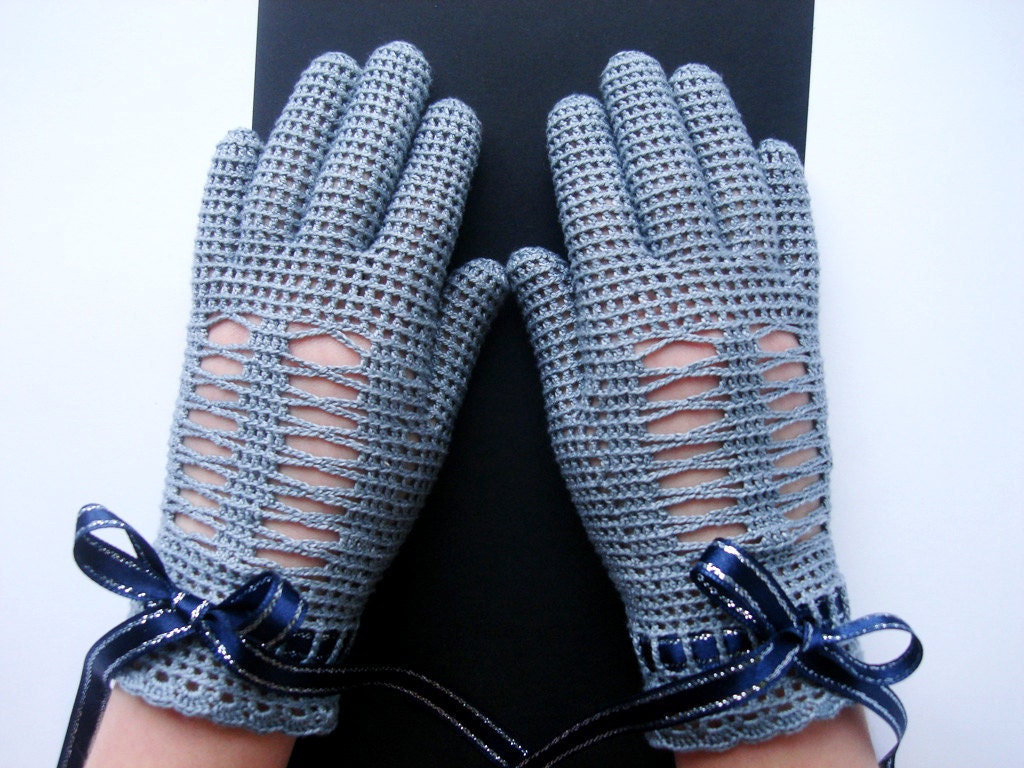 My Little Princess Accessories, Dreamy Gray Crochet Gloves for Little Ladies