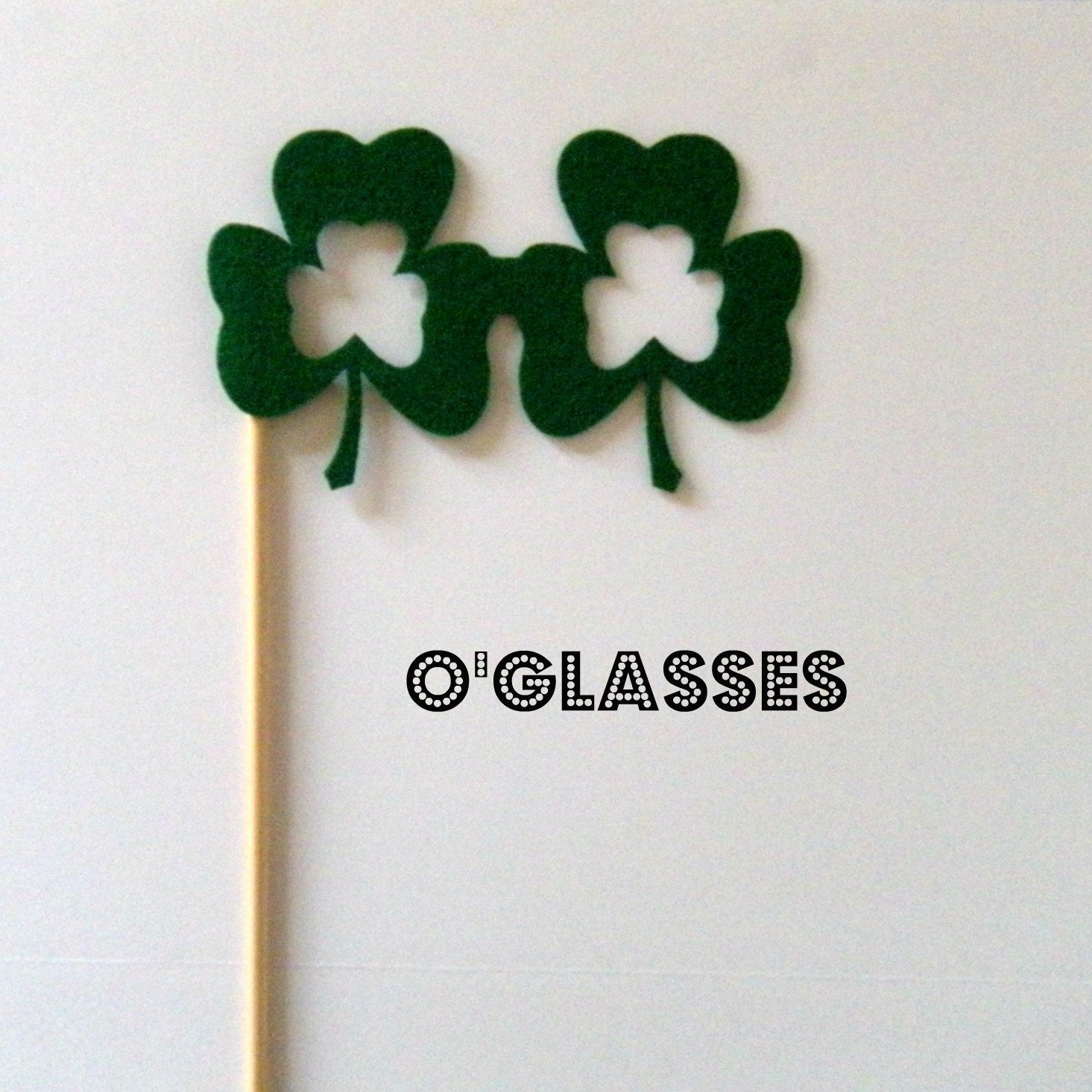 Photobooth prop KIT Shamrock glasses on a stick