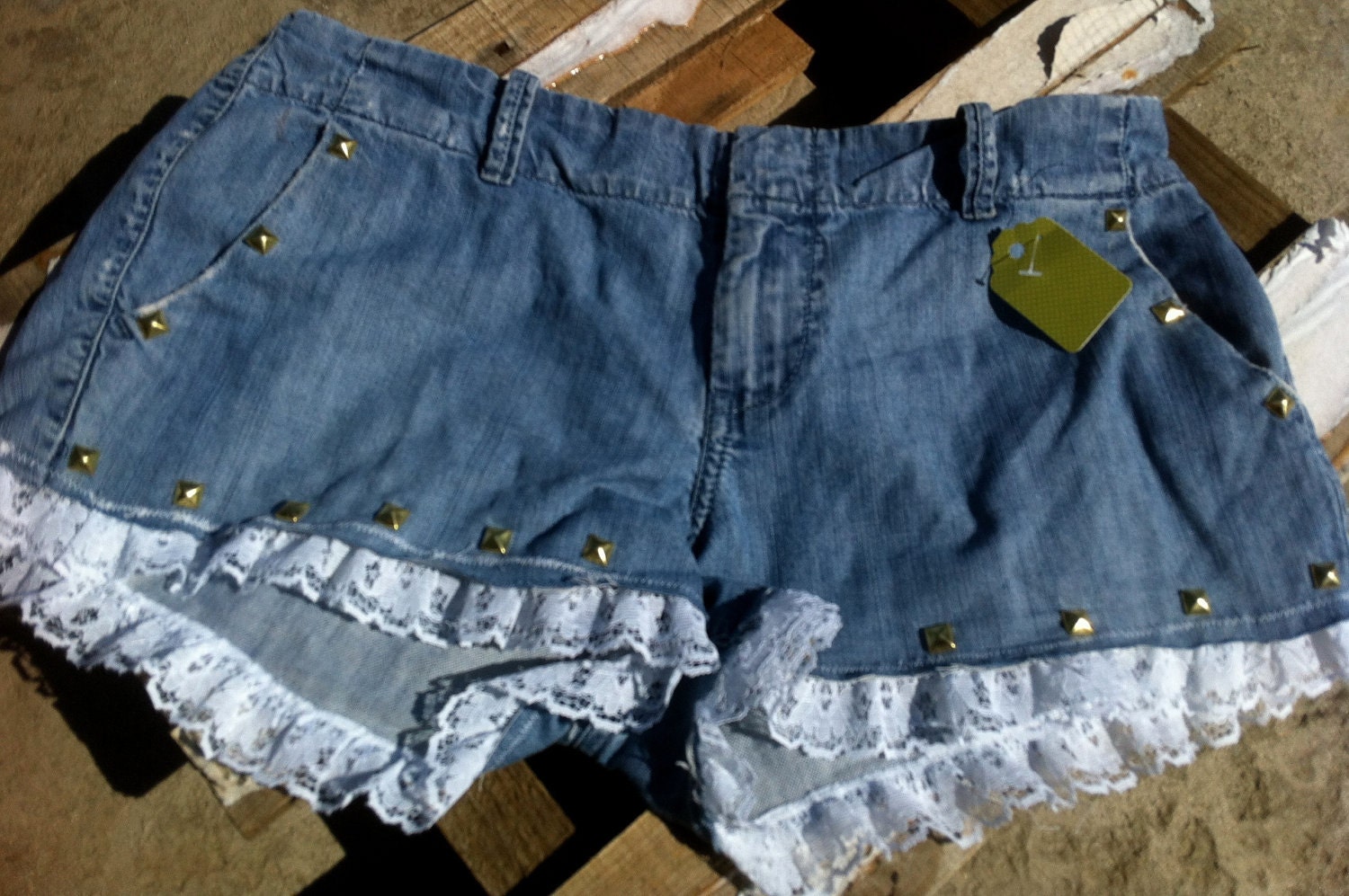 LACE Blue Gold Studded White Lace Jean Shorts Mid Waisted and Distressed designed with Gold Pyramids sz 14 32