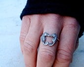 Kissing Seahorse Ring