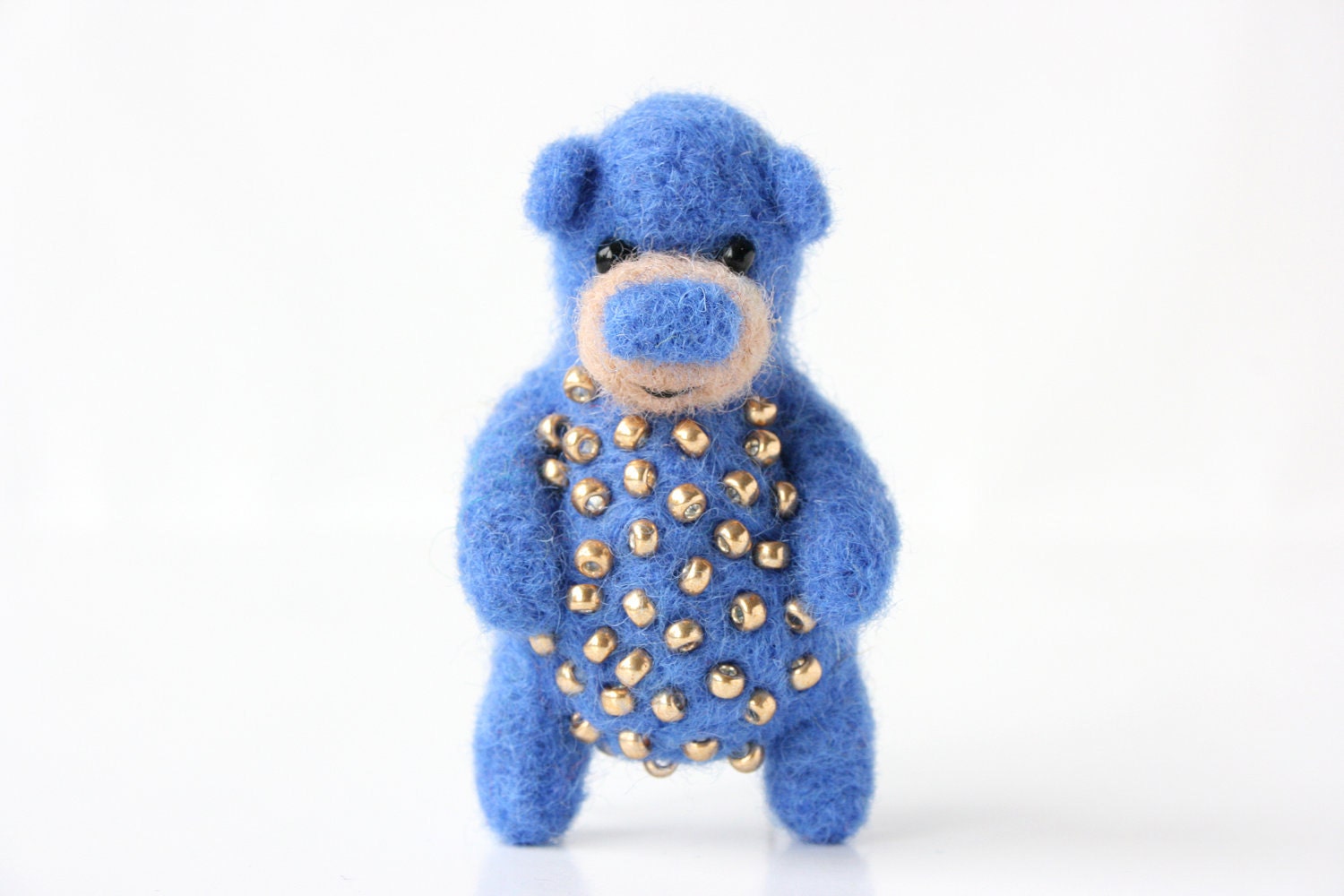 Deep blue bear with golden beads, brooch - unpetitours