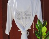 ROBE, Wedding Party Gifts, Bridal Shower Gift, Bridal Gifts, Personalized Gifts for Brides, Mother of the Bride Gift, Custom Bejeweled Robe