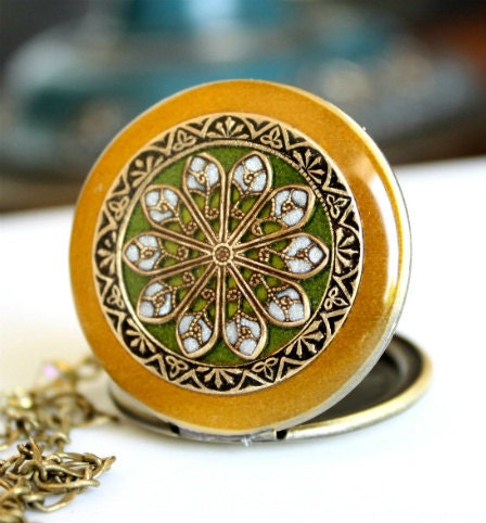 Women's Locket, Yellow Green Locket, Personalized Photo Picture Locket, Romantic Love Gift