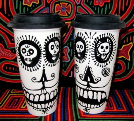 Dali' Dracula Skull Travel Mug with Silicone Lid & Sleeve and Extra Colorful Lid
