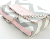 SALE MAROL Cross body in gray chevron with pink leather