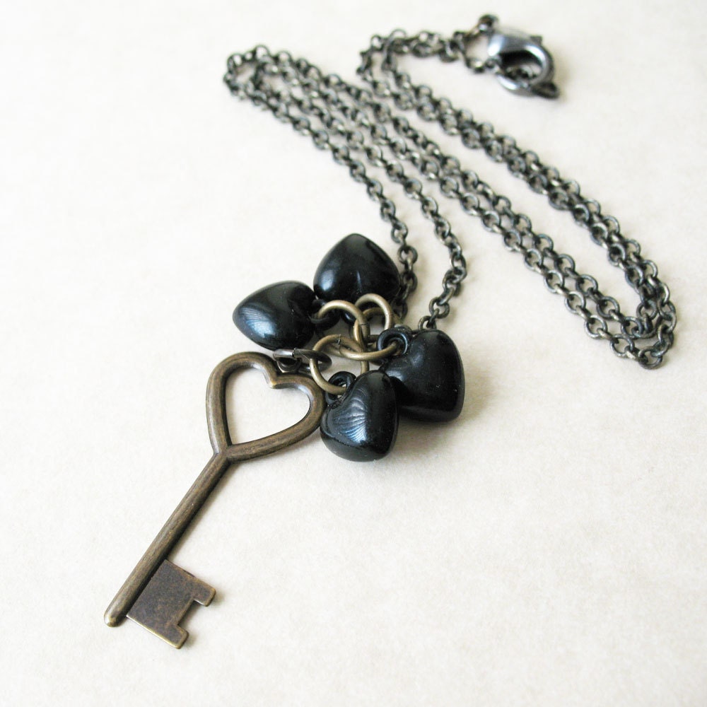 Black Hearts Cluster Key Necklace Antique Brass - Gothic Victorian Vintage Inspired FREE US SHIPPING