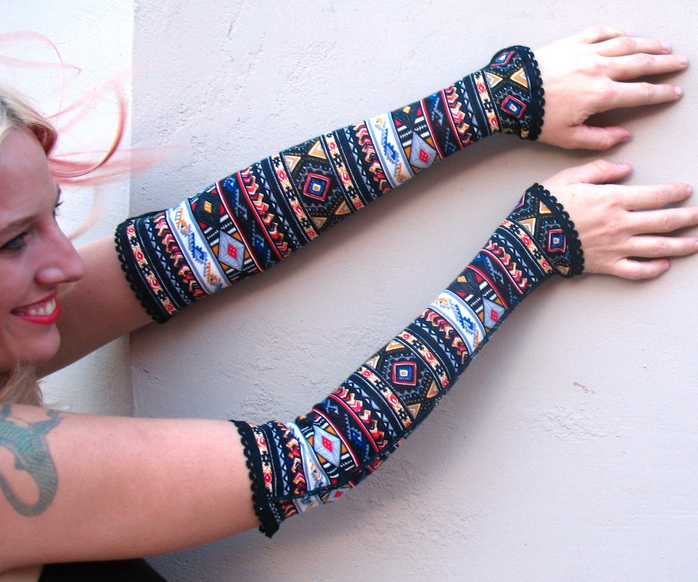 African Dream Arm Warmers  Womens Sleeves Gauntlets ethnic Oceanic Tribal pattern Black White striped opera length Gypsy wear