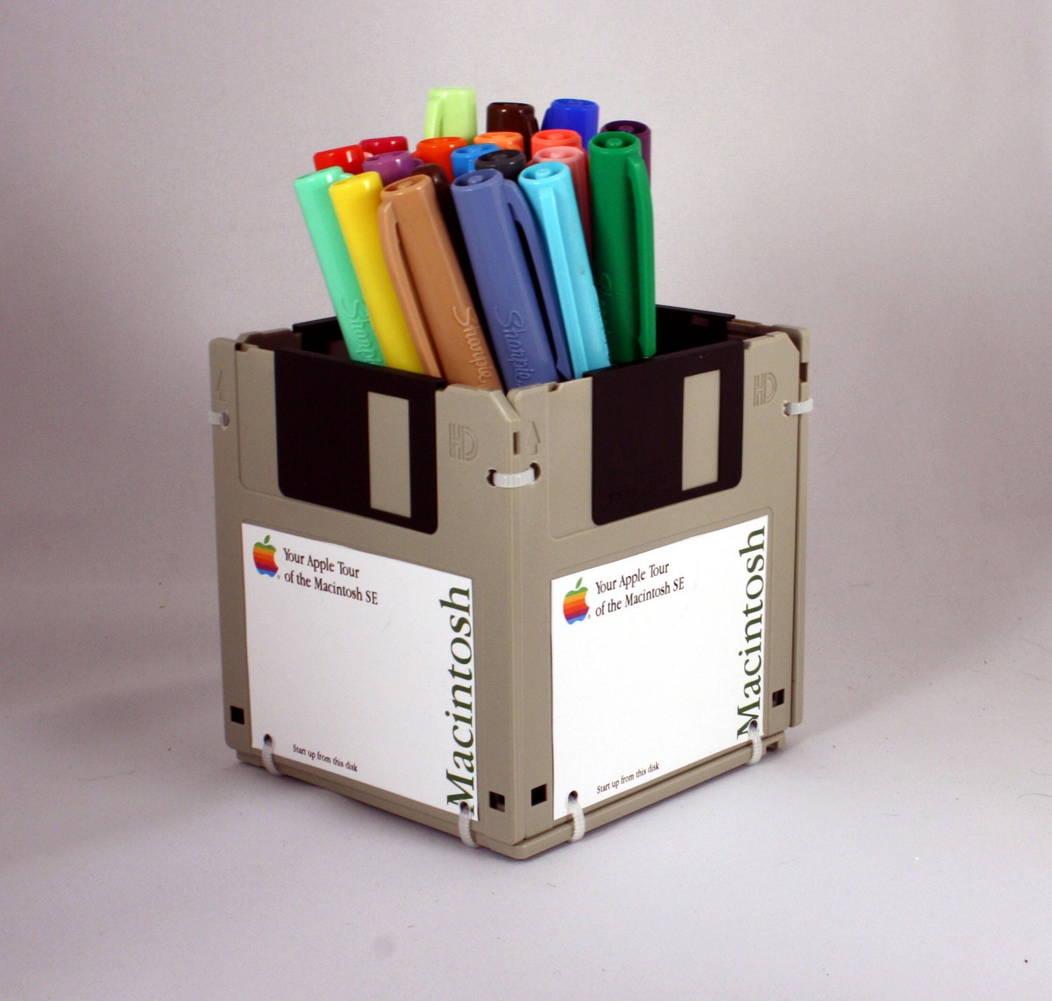 APPLE Macintosh Floppy Disk Pen and Pencil Holder