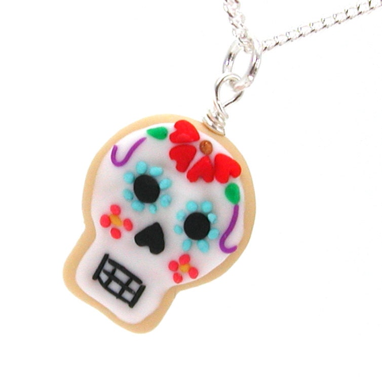 Sugar skull cookie necklace :  galleta calavera de azucar
