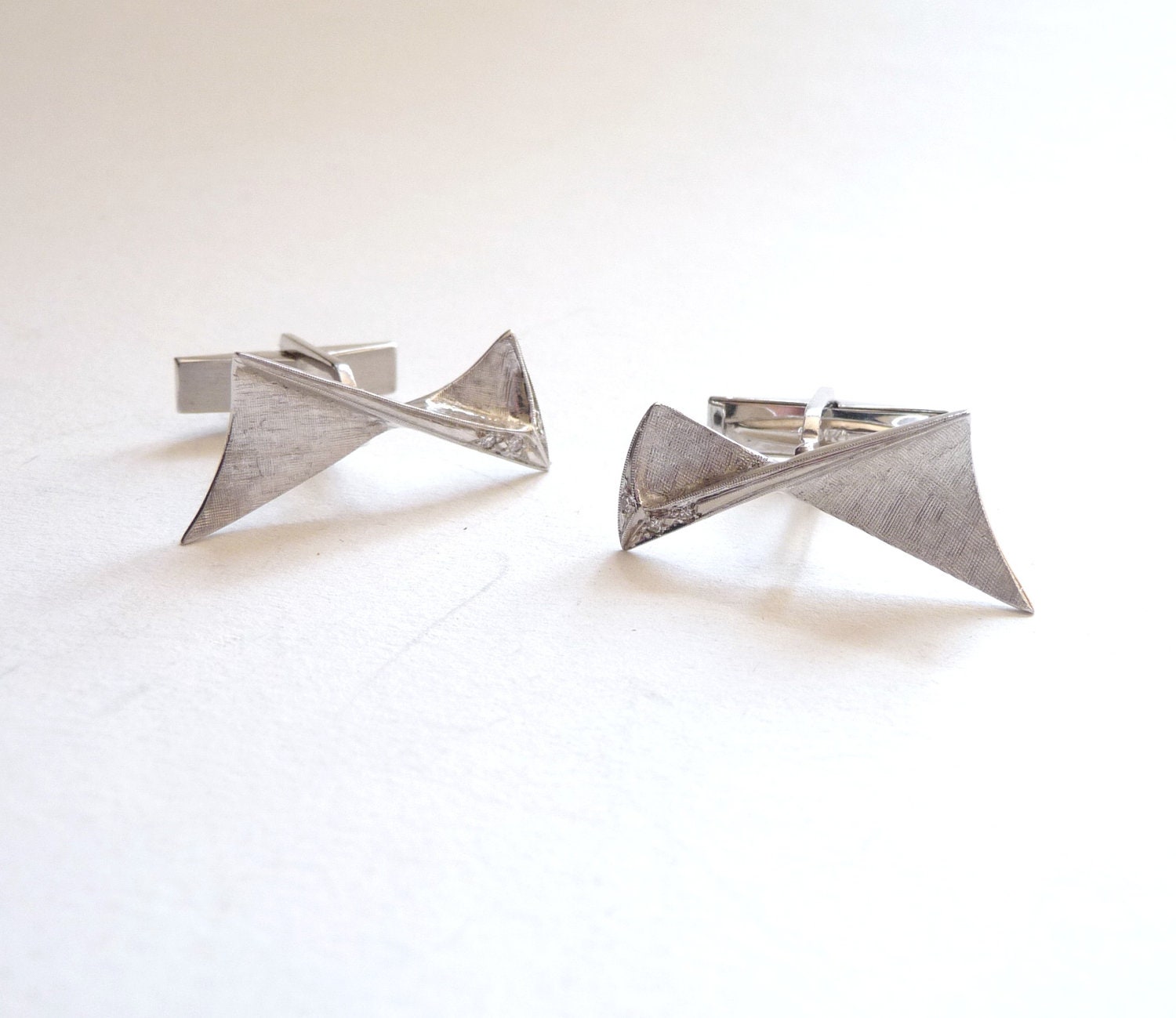 14k White Gold Cufflinks with Diamonds