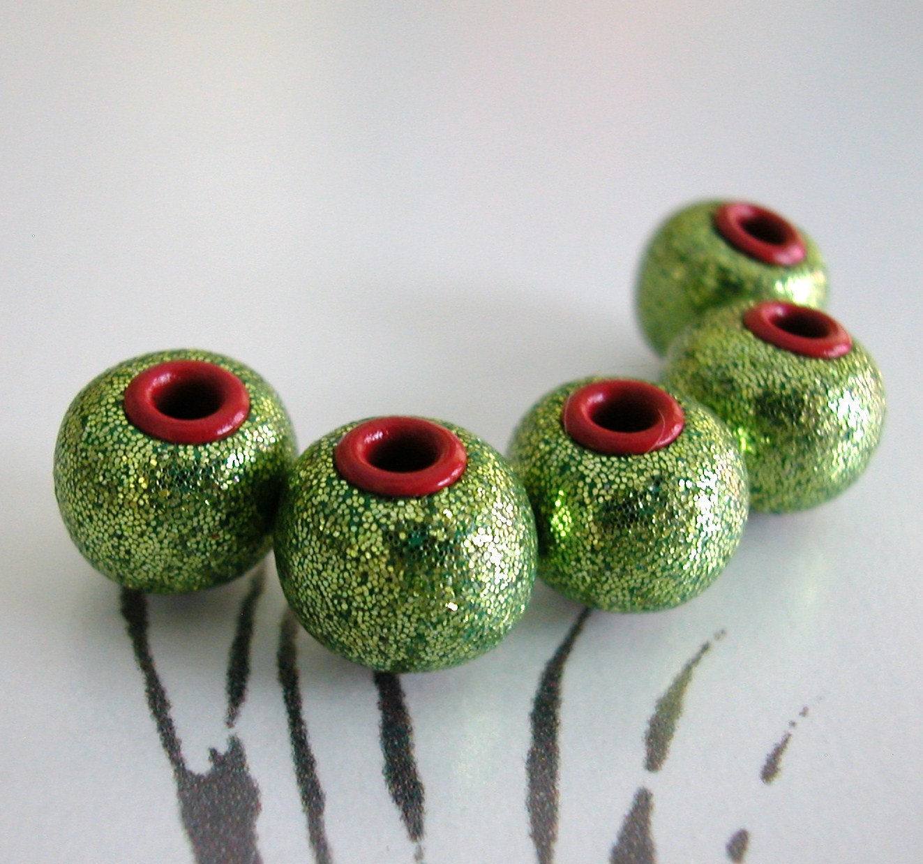 Green Glitter Beads Round Handmade Polymer Clay Metallic Christmas