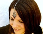 Plum Purple Tikka in silver, Silver Tikka , Bollywood, Tribal, Belly Dance, Headpiece, Forehead Jewelry