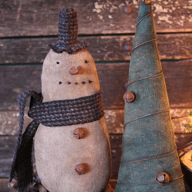 Primitive Folk Art Christmas Grungy Snowman and Tree Make Do's