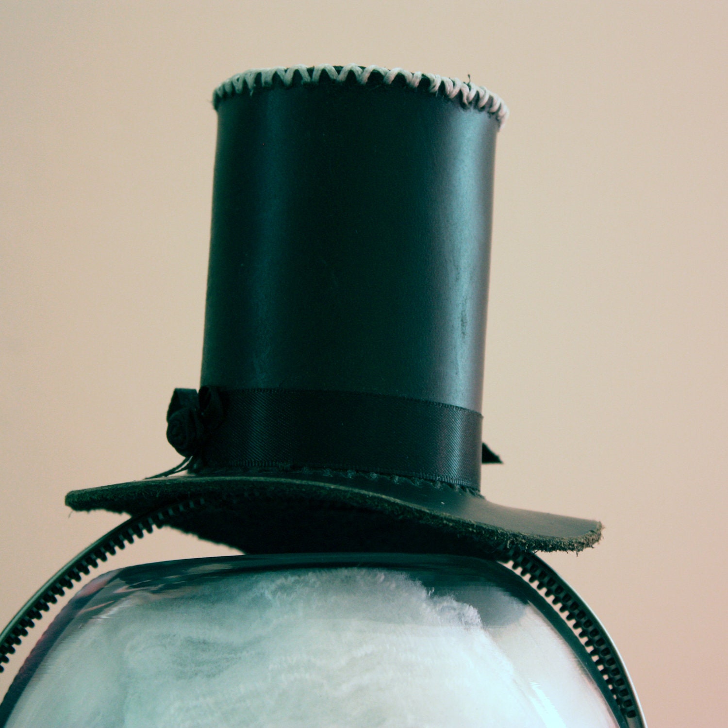Mini Black and White Top Hat Fascinator