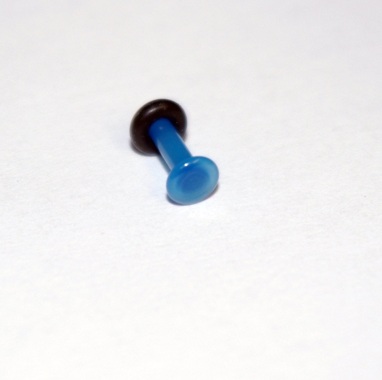 12g SINGLE Sky Blue Glass Plugs Body Jewelry 12 Gauge 2mm Piercing